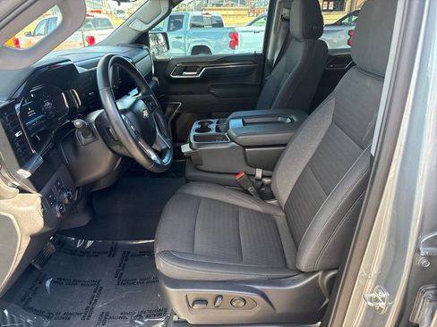 Used 2023 Chevrolet Silverado 1500 LT w/ Protection Package image 9