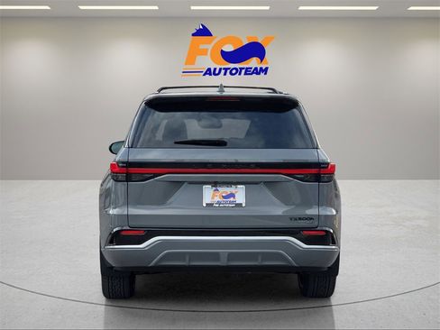 New 2026 Lexus TX 500h AWD image 4