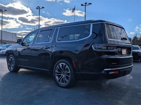 Certified 2023 Jeep Grand Wagoneer L Series III w/ HD Trailer Tow Package AWD/4WD image 8