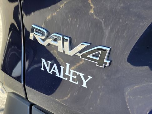 Certified 2022 Toyota RAV4 XLE Premium image 33