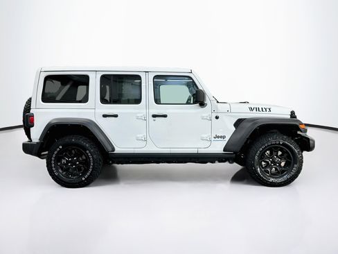 Used 2023 Jeep Wrangler Unlimited w/ Sun & Screen Package AWD/4WD image 10