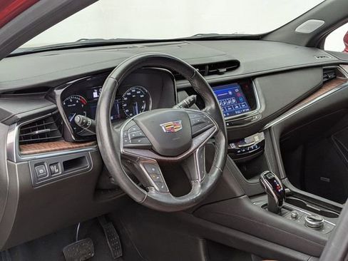 Certified 2023 Cadillac XT5 Premium Luxury AWD/4WD image 9