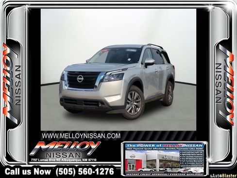 Certified 2025 Nissan Pathfinder SV AWD/4WD image 1