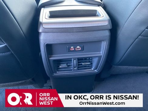 Used 2024 Nissan Murano SV image 20