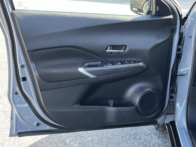 Used 2024 Nissan Kicks SV w/ Exterior Package FWD image 27