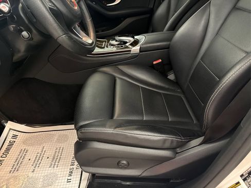 Used 2017 Mercedes-Benz GLC 300 image 37
