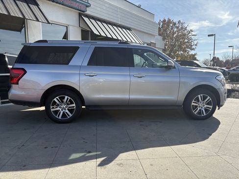 Used 2024 Ford Expedition Max Limited image 10