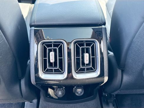 Certified 2023 Kia Sorento SX AWD/4WD image 29