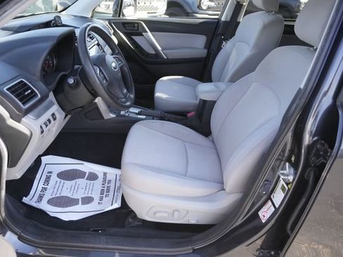Used 2016 Subaru Forester 2.5i Premium image 9
