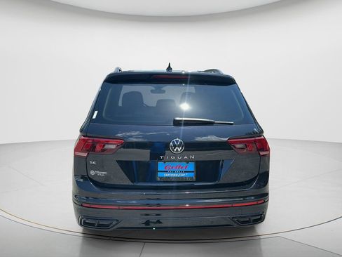 Used 2024 Volkswagen Tiguan SE R-Line FWD image 6