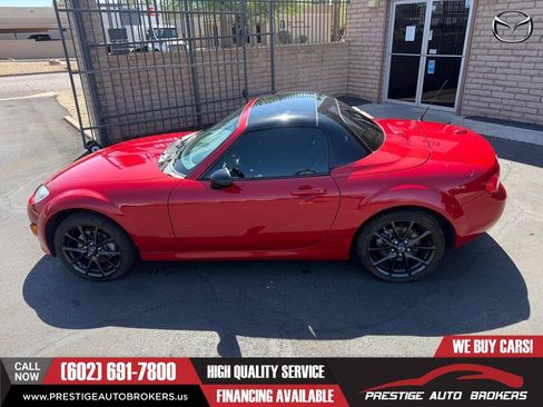 Used 2012 MAZDA MX-5 Miata Special Edition RWD image 1
