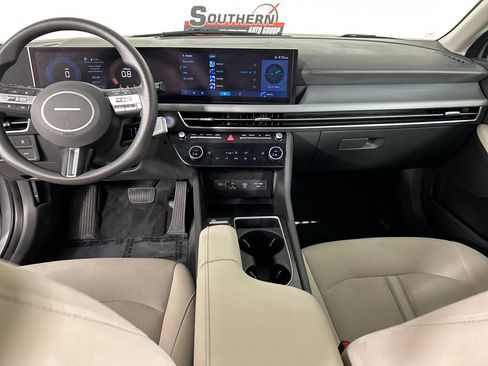 Used 2025 Hyundai Sonata SEL FWD image 18
