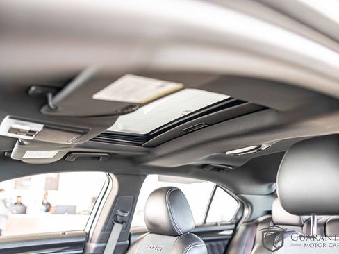 Used 2018 Ford Taurus SHO image 19