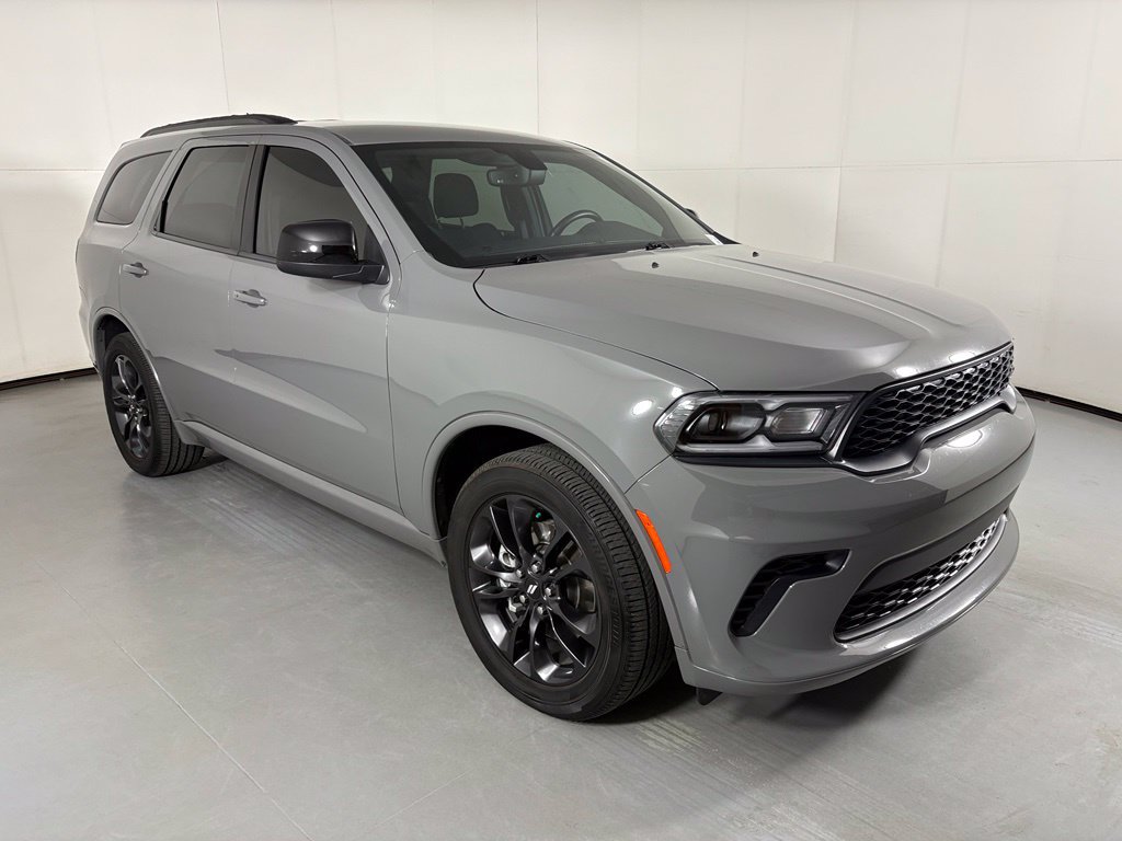 Used 2025 Dodge Durango GT w/ Blacktop Package RWD image 2