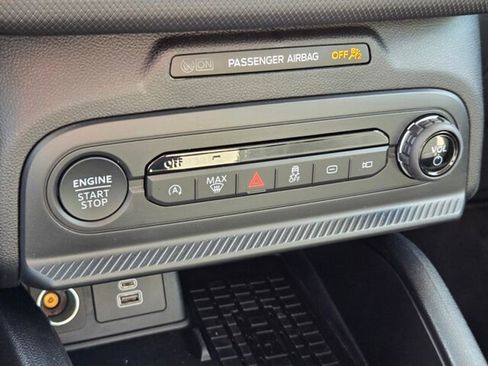 Used 2025 Ford Bronco Sport Big Bend image 18