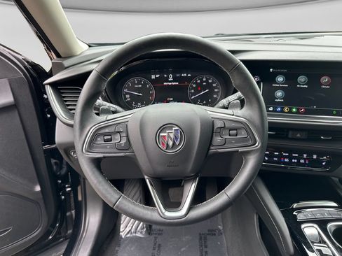 Used 2023 Buick Envision Essence AWD/4WD image 22