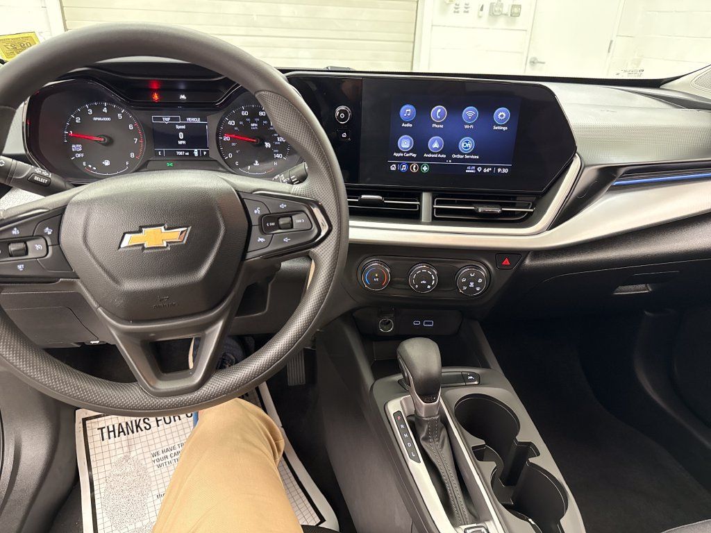 Certified 2024 Chevrolet Trax LS FWD image 15