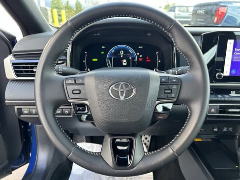 Certified 2025 Toyota Camry SE image 22