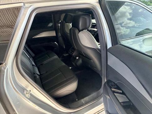 Used 2024 Cadillac Lyriq Tech w/ LPO, Floor Liner Package AWD/4WD image 17