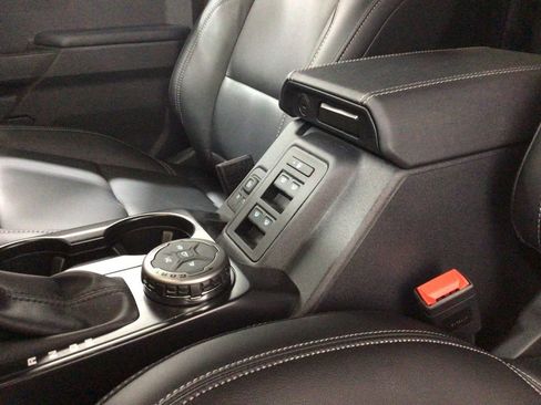 New 2026 Ford Bronco Outer Banks AWD/4WD image 17