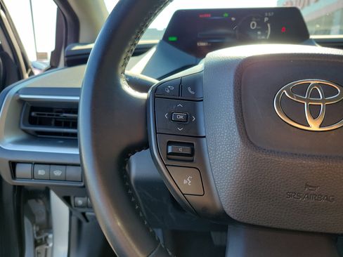 Used 2024 Toyota Prius LE FWD image 23