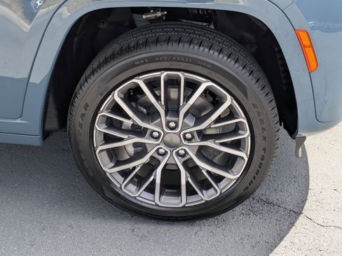 New 2026 Jeep Grand Cherokee L Summit AWD/4WD image 10