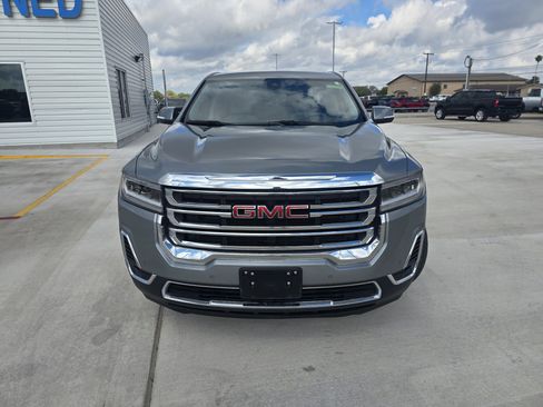 Used 2023 GMC Acadia SLE w/ LPO, Floor Liner Package image 8