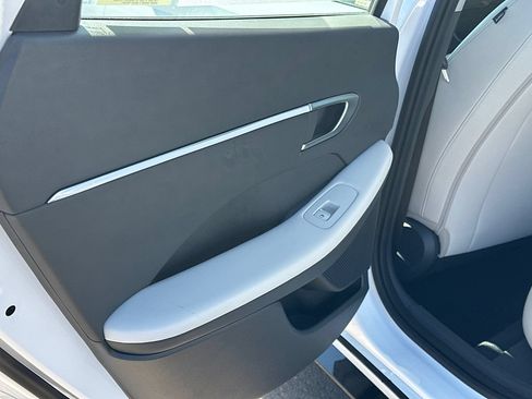 New 2026 Hyundai Sonata SEL FWD image 22