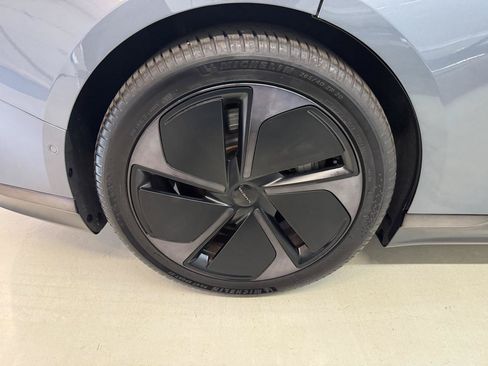 Used 2024 Lucid Air Touring AWD/4WD image 27