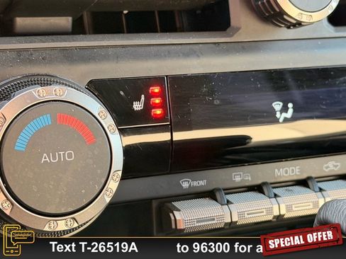 Used 2024 Toyota Tacoma TRD Off-Road image 20