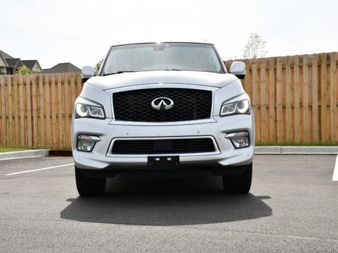 Used 2017 INFINITI QX80 4WD w/ Driver Assistance Package image 3