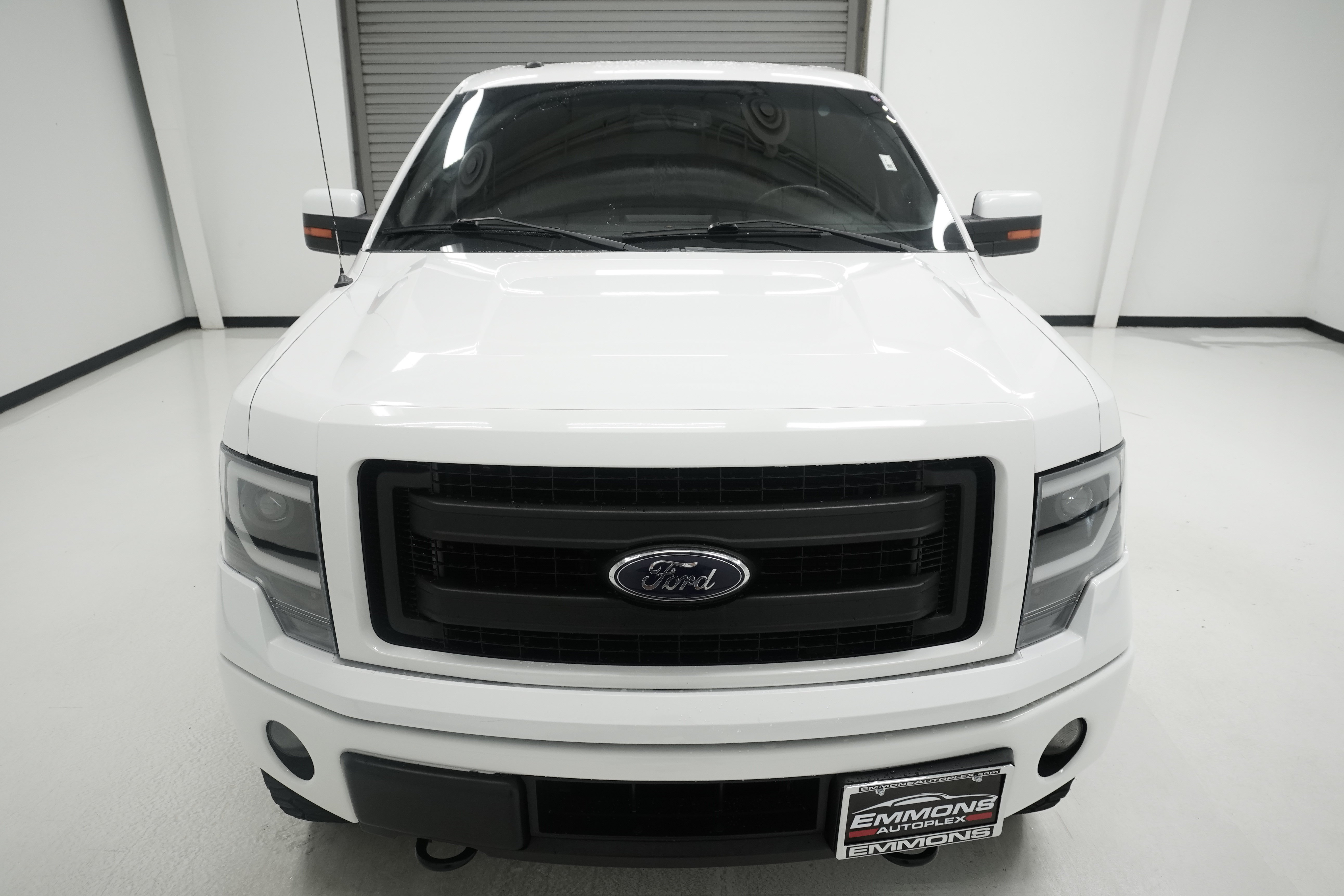 Used 2014 Ford F150 FX4 w/ Equipment Group 402A Luxury AWD/4WD image 2