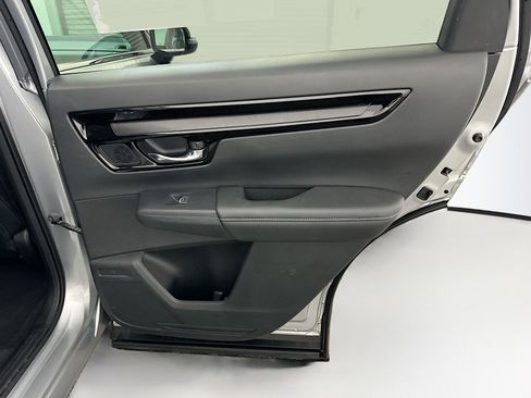 Used 2025 Honda CR-V EX-L image 32