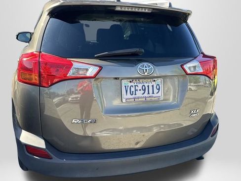 Used 2013 Toyota RAV4 XLE AWD/4WD image 7