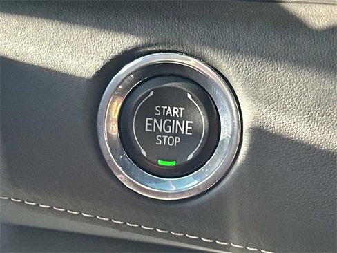 Certified 2023 Cadillac Escalade Premium Luxury Platinum w/ Heavy-Duty Trailer Package image 28