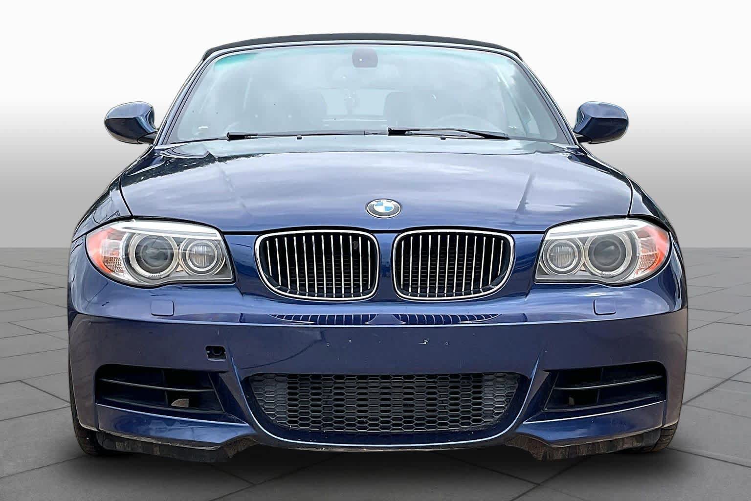 Used 2012 BMW 135i Convertible RWD image 3