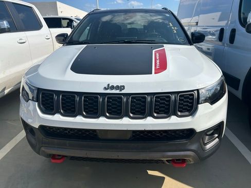 Used 2025 Jeep Compass Limited AWD/4WD image 15