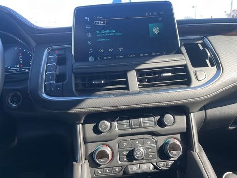 Certified 2023 Chevrolet Suburban Premier image 9