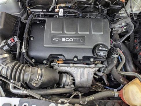 Used 2019 Chevrolet Sonic LT image 22