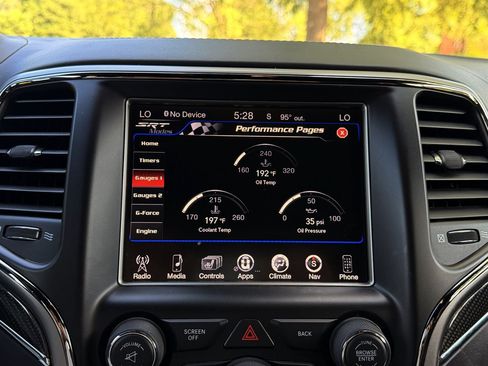 Used 2017 Jeep Grand Cherokee SRT AWD/4WD image 27