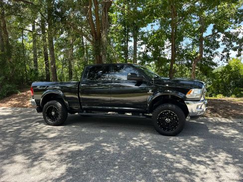 Used 2018 RAM 2500 Tradesman w/ Chrome Appearance Group AWD/4WD image 2