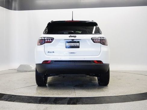 New 2026 Jeep Compass Limited image 8