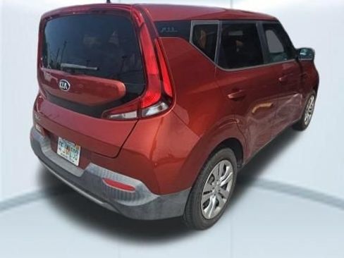 Used 2021 Kia Soul LX FWD image 3