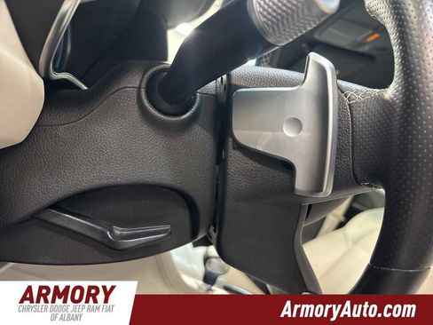 Used 2024 Genesis G70 2.5T image 13