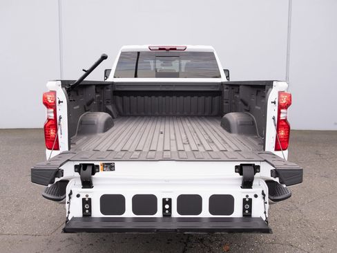 Used 2024 Chevrolet Silverado 2500 LT w/ Safety Package image 25