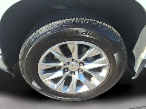Used 2021 Chevrolet Silverado 1500 LTZ AWD/4WD image 29
