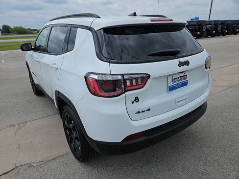 New 2026 Jeep Compass Latitude AWD/4WD image 5