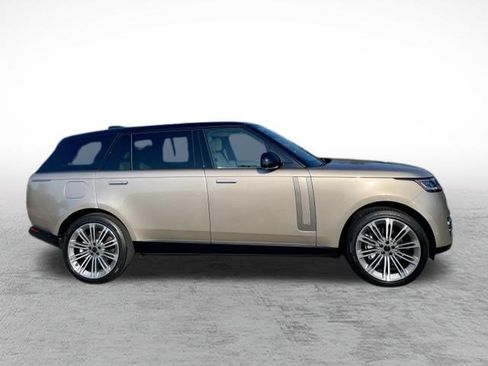Used 2026 Land Rover Range Rover Long Wheelbase SE AWD/4WD image 4
