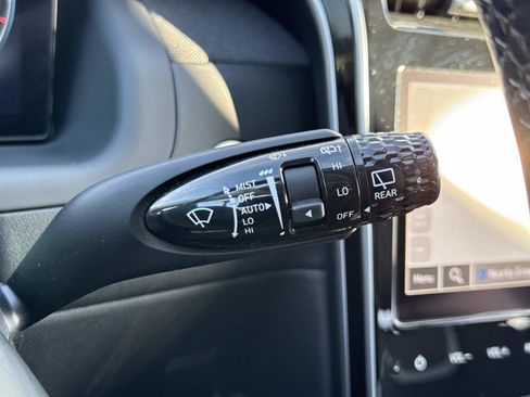 Used 2022 Hyundai Tucson Limited image 11