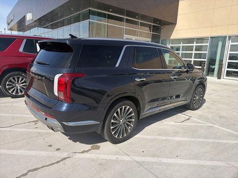 Used 2024 Hyundai Palisade Calligraphy image 16